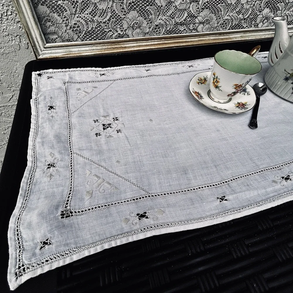 Vintage White Cutwork Eyelet Embroidered Table Runner, Linen 34